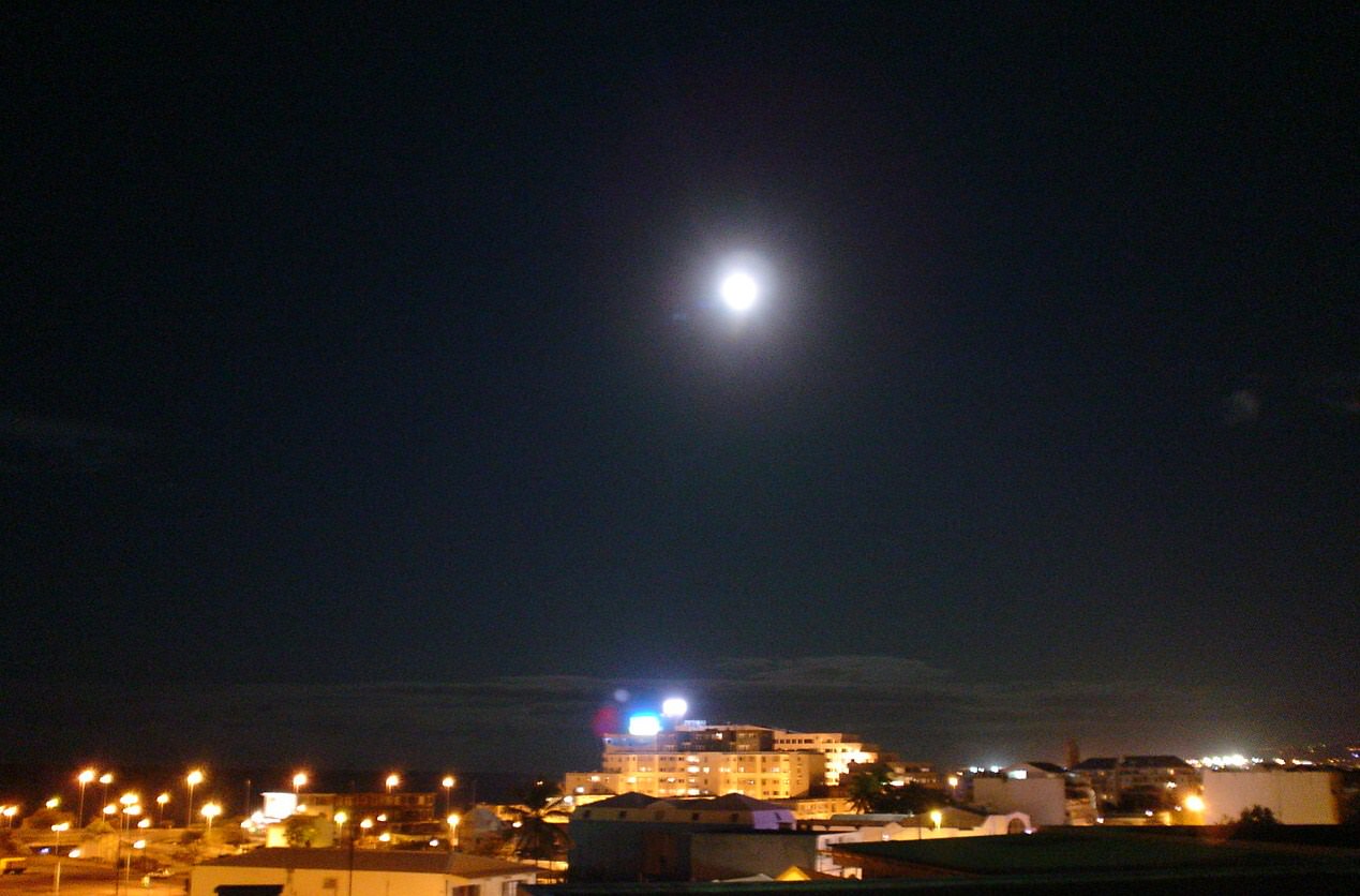 Ciel et Nuages pleine lune