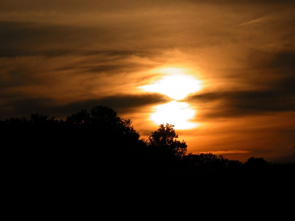 Couchers et levers de Soleil Ciel de feu