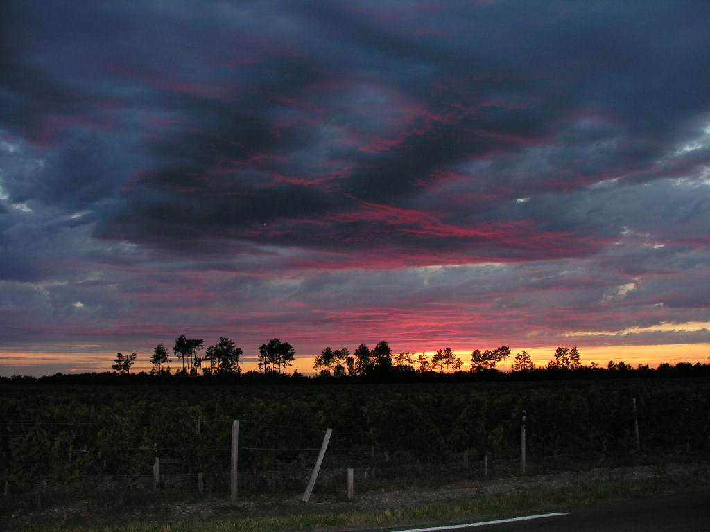 Couchers et levers de Soleil Le ciel gronde