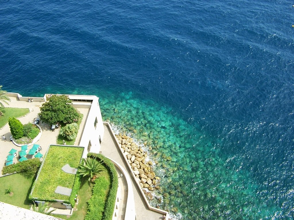 Mers et Oceans A côté du musée océanographique de Monaco