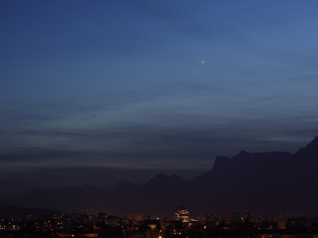 Ciel et Nuages tombée de la nuit