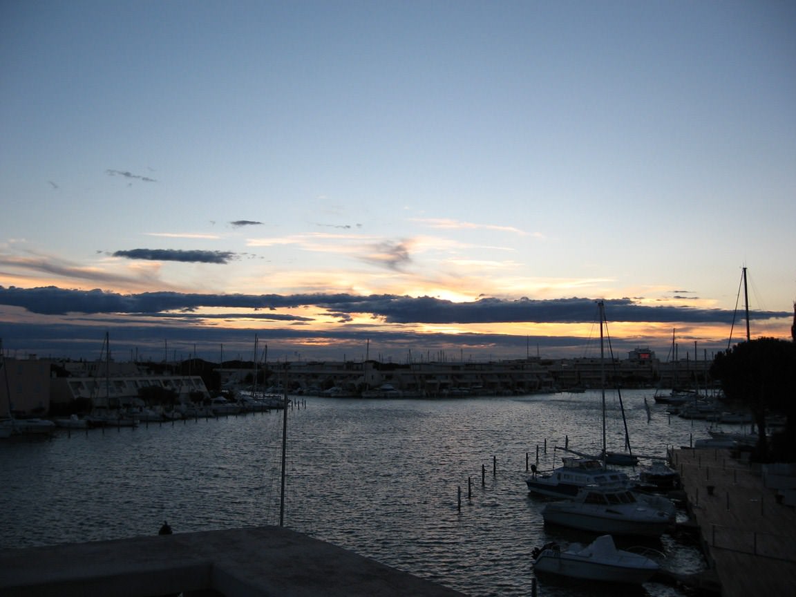 Couchers et levers de Soleil port camargue